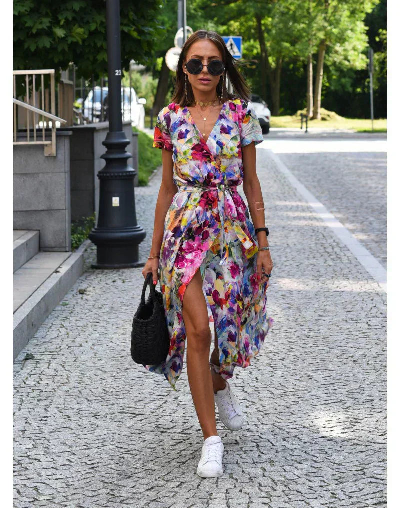 YARA | Vestido elegante con línea cruzada y ajuste favorecedor